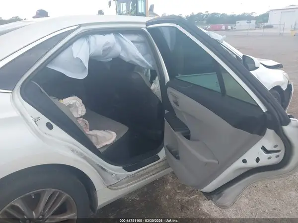 4T1BF1FK9GU238935 2016 TOYOTA CAMRY - Image 8
