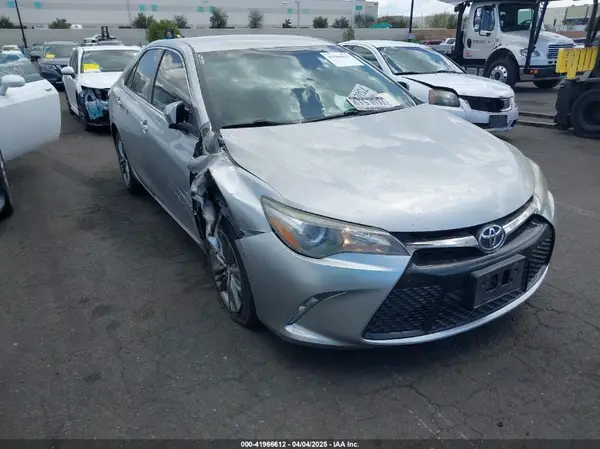 4T1BF1FK9GU243505 2016 TOYOTA CAMRY - Image 1