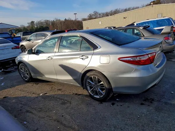 4T1BF1FK9GU250129 2016 TOYOTA CAMRY - Image 2