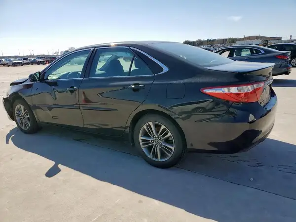 4T1BF1FK9GU253306 2016 TOYOTA CAMRY - Image 2