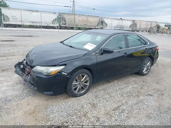 4T1BF1FK9GU262474 2016 TOYOTA CAMRY - Image 2