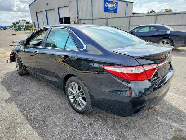 4T1BF1FK9GU264127 2016 TOYOTA CAMRY - Image 2