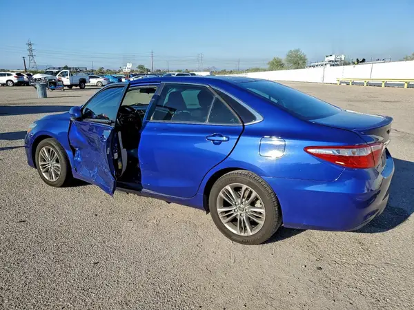 4T1BF1FK9GU506530 2016 TOYOTA CAMRY - Image 2