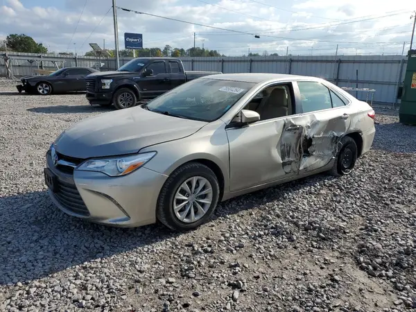 4T1BF1FK9GU508987 2016 TOYOTA CAMRY - Image 1