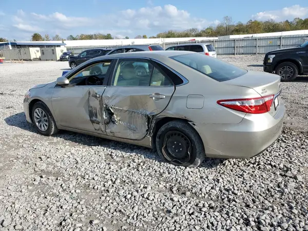 4T1BF1FK9GU508987 2016 TOYOTA CAMRY - Image 2