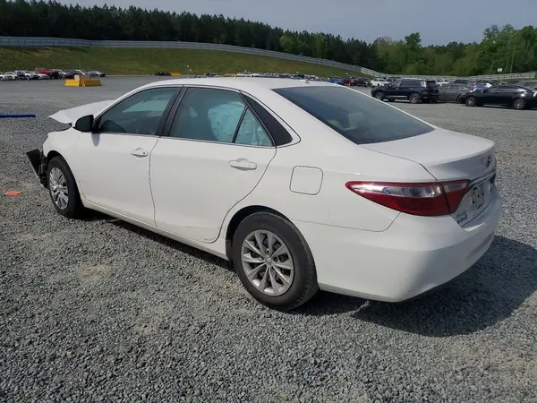 4T1BF1FK9GU512019 2016 TOYOTA CAMRY - Image 2
