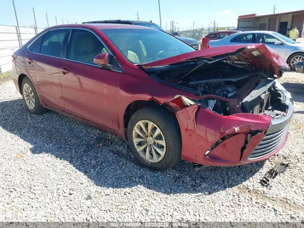 4T1BF1FK9GU512232 2016 TOYOTA CAMRY - Image 1