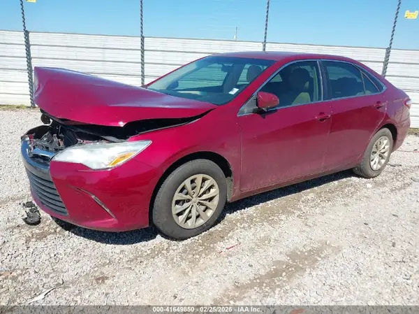 4T1BF1FK9GU512232 2016 TOYOTA CAMRY - Image 2