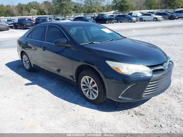 4T1BF1FK9GU513168 2016 TOYOTA CAMRY - Image 1