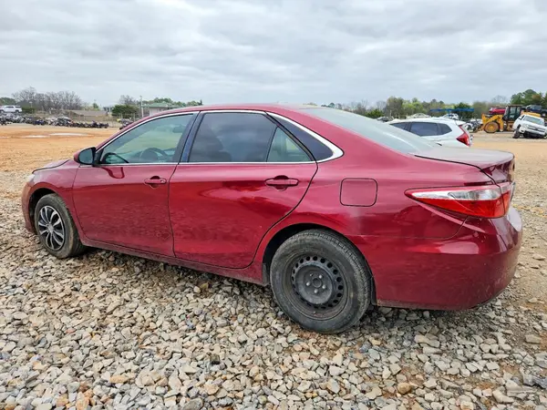 4T1BF1FK9GU513624 2016 TOYOTA CAMRY - Image 2