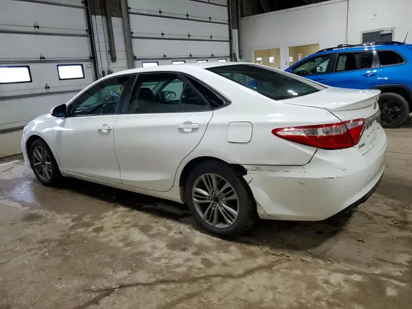 4T1BF1FK9GU515728 2016 TOYOTA CAMRY - Image 2
