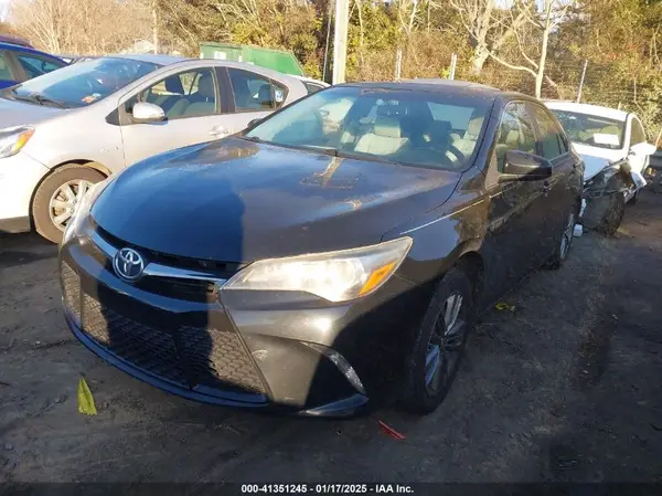4T1BF1FK9GU517947 2016 TOYOTA CAMRY - Image 2