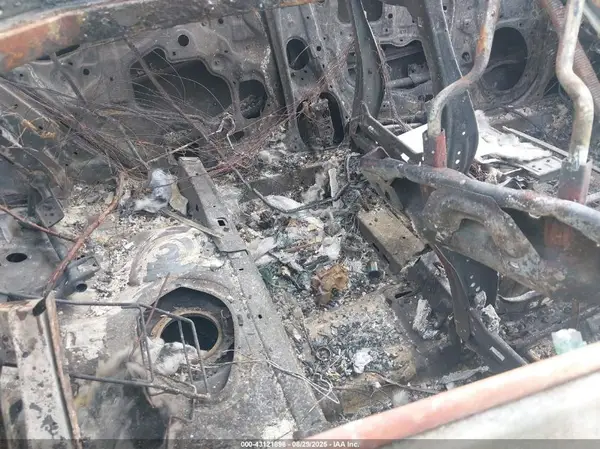 4T1BF1FK9GU518175 2016 TOYOTA CAMRY - Image 8