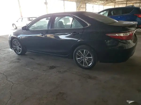 4T1BF1FK9GU519536 2016 TOYOTA CAMRY - Image 2