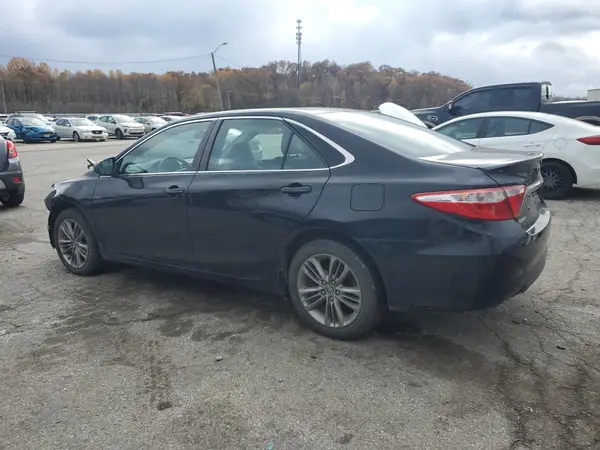 4T1BF1FK9GU525014 2016 TOYOTA CAMRY - Image 2
