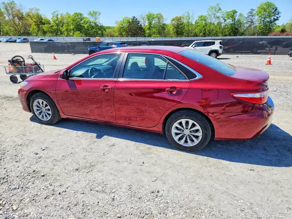 4T1BF1FK9GU537597 2016 TOYOTA CAMRY - Image 2