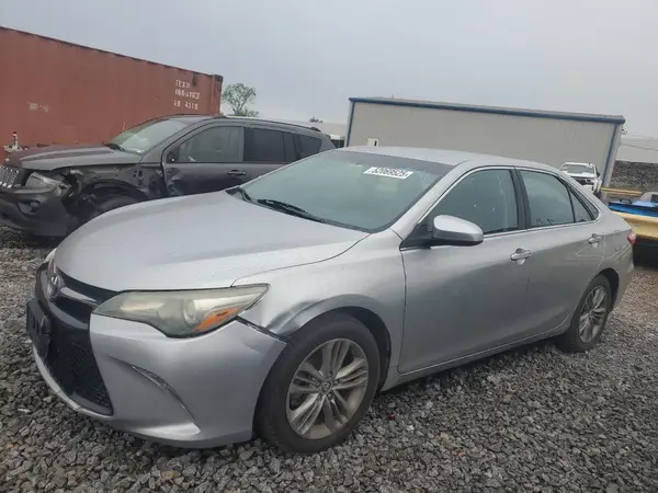 4T1BF1FK9GU538961 2016 TOYOTA CAMRY - Image 1