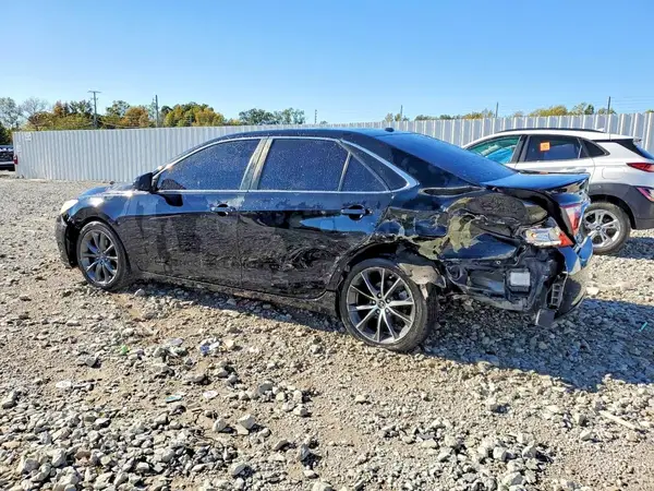 4T1BF1FK9GU539429 2016 TOYOTA CAMRY - Image 2