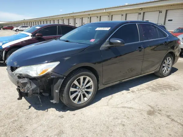 4T1BF1FK9GU545781 2016 TOYOTA CAMRY - Image 1