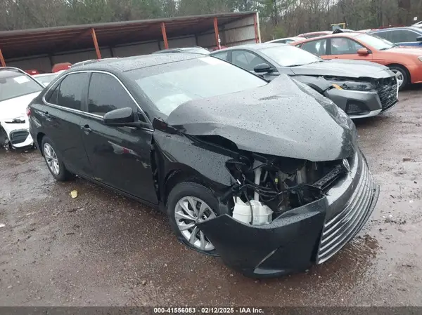 4T1BF1FK9GU546008 2016 TOYOTA CAMRY - Image 1