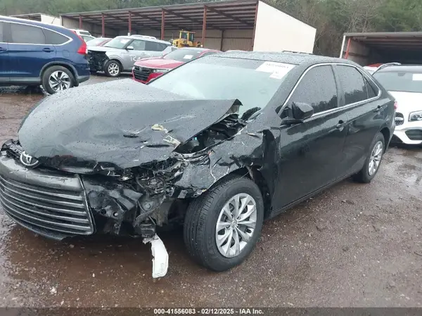 4T1BF1FK9GU546008 2016 TOYOTA CAMRY - Image 2