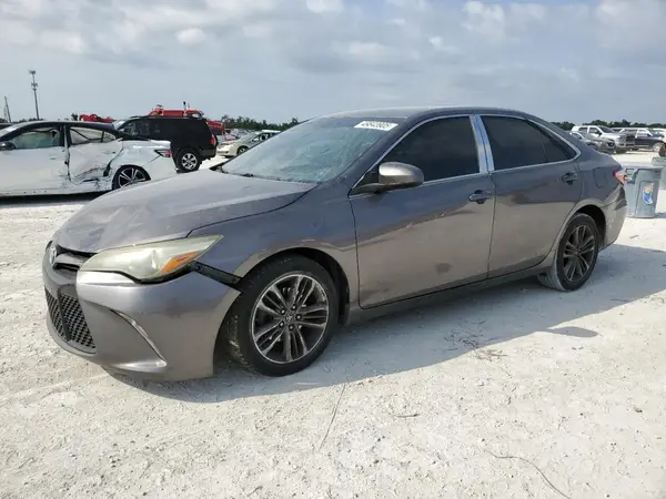 4T1BF1FK9GU551547 2016 TOYOTA CAMRY - Image 1