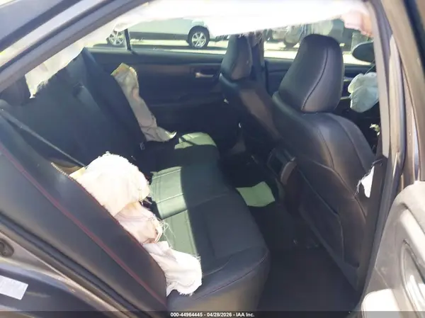 4T1BF1FK9GU558241 2016 TOYOTA CAMRY - Image 8