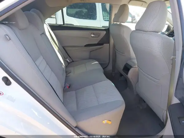 4T1BF1FK9GU565643 2016 TOYOTA CAMRY - Image 8