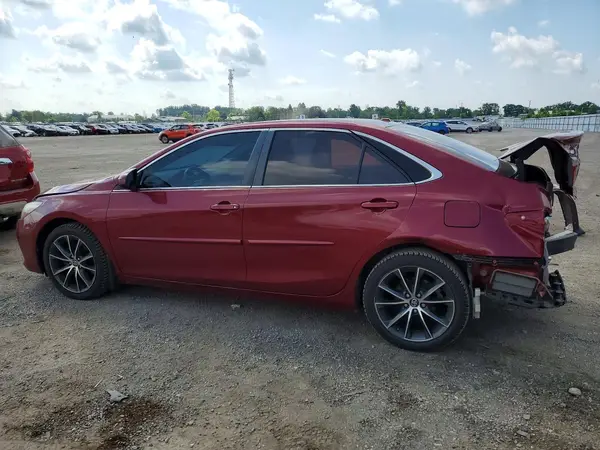 4T1BF1FK9GU567036 2016 TOYOTA CAMRY - Image 2