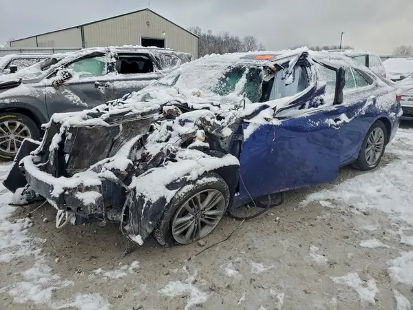 4T1BF1FK9GU569451 2016 TOYOTA CAMRY - Image 1