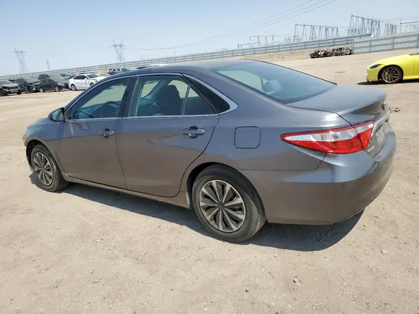 4T1BF1FK9GU570681 2016 TOYOTA CAMRY - Image 2