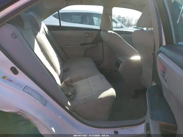 4T1BF1FK9GU570809 2016 TOYOTA CAMRY - Image 8