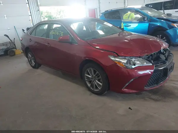4T1BF1FK9GU575055 2016 TOYOTA CAMRY - Image 1