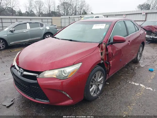 4T1BF1FK9GU576478 2016 TOYOTA CAMRY - Image 2