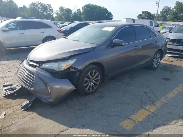 4T1BF1FK9GU581003 2016 TOYOTA CAMRY - Image 2