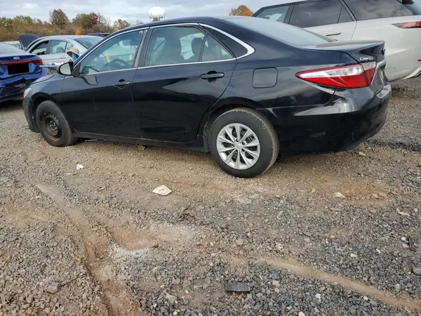 4T1BF1FK9GU581731 2016 TOYOTA CAMRY - Image 2