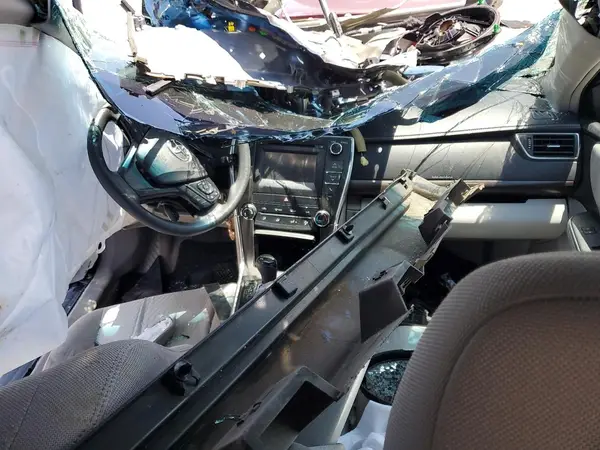 4T1BF1FK9GU583186 2016 TOYOTA CAMRY - Image 8