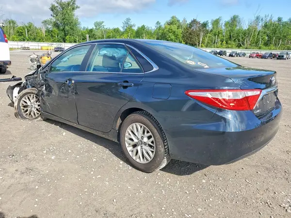 4T1BF1FK9GU583608 2016 TOYOTA CAMRY - Image 2