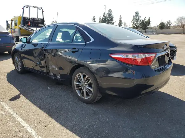 4T1BF1FK9GU592132 2016 TOYOTA CAMRY - Image 2
