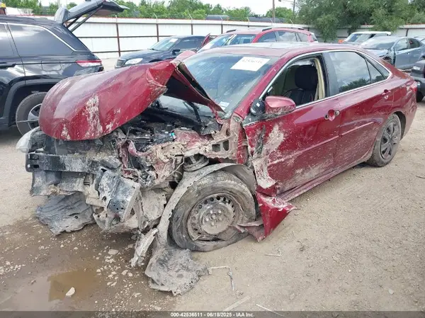 4T1BF1FK9GU593104 2016 TOYOTA CAMRY - Image 2