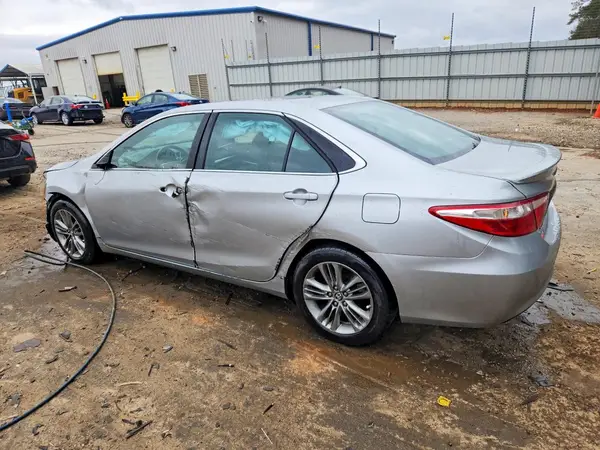 4T1BF1FK9GU595368 2016 TOYOTA CAMRY - Image 2