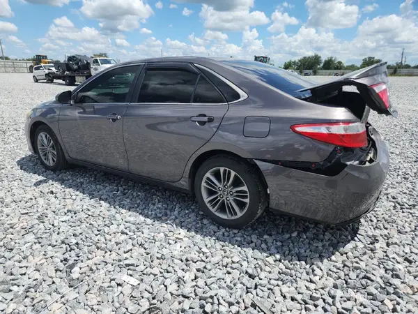 4T1BF1FK9GU596147 2016 TOYOTA CAMRY - Image 2