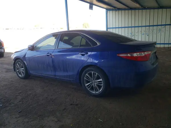 4T1BF1FK9GU600410 2016 TOYOTA CAMRY - Image 2