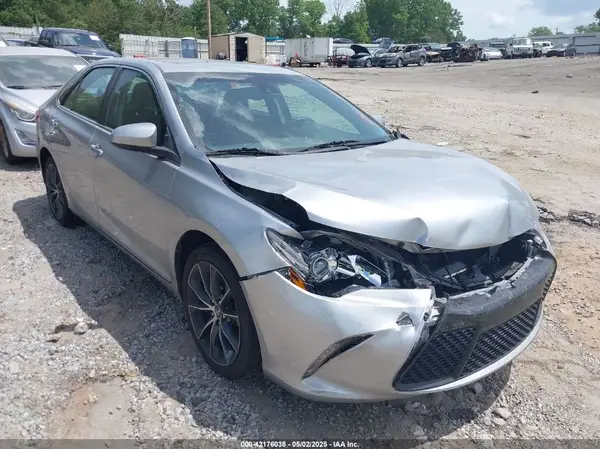 4T1BF1FK9GU600603 2016 TOYOTA CAMRY - Image 1