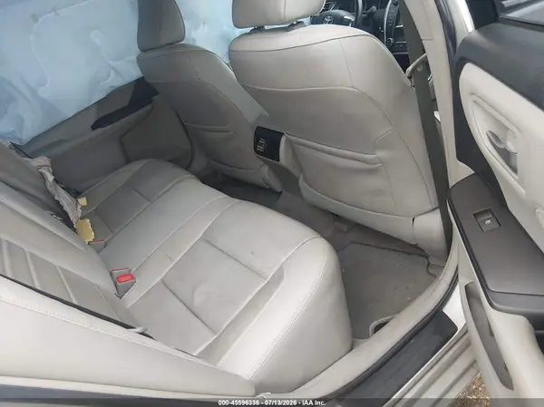4T1BF1FK9GU604280 2016 TOYOTA CAMRY - Image 8