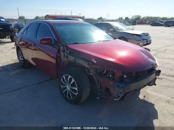 4T1BF1FK9GU606577 2016 TOYOTA CAMRY - Image 1