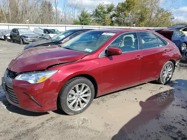 4T1BF1FK9GU612587 2016 TOYOTA CAMRY - Image 1