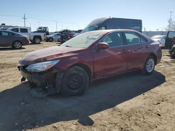 4T1BF1FK9GU999609 2016 TOYOTA CAMRY - Image 1