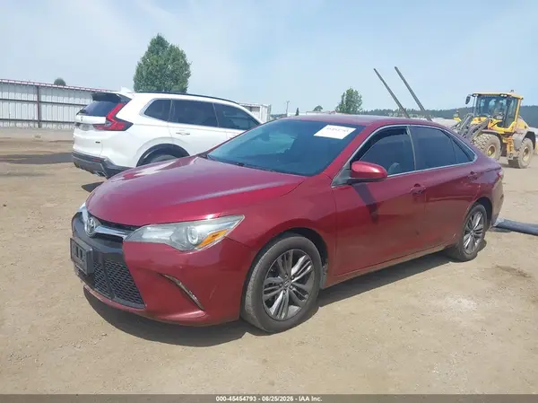4T1BF1FK9GU999660 2016 TOYOTA CAMRY - Image 2