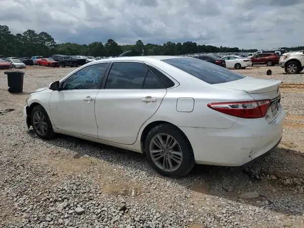 4T1BF1FK9HU268373 2017 TOYOTA CAMRY - Image 2